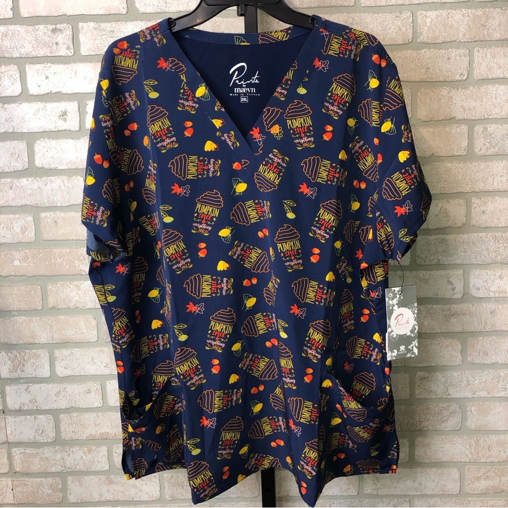 NWT Maevn Pumpkin Spice printed V-neck Short Sleeve Scrub Top